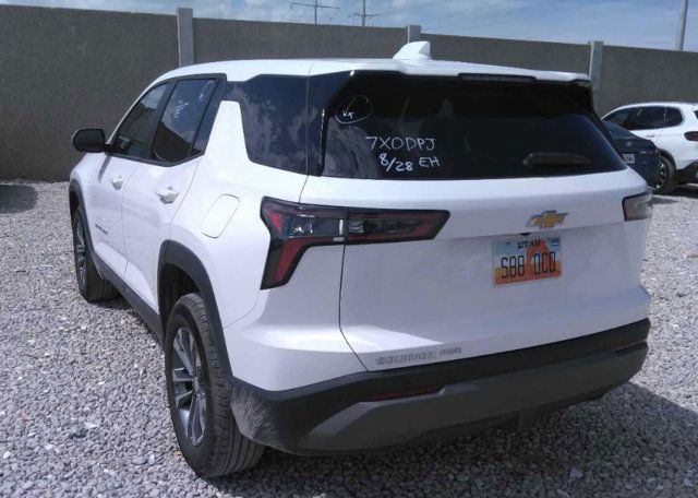 Used 2026 Chevrolet Equinox LT FWD image 6