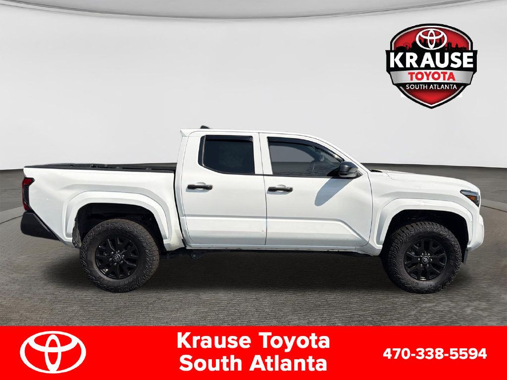 Used 2025 Toyota Tacoma SR AWD/4WD image 9