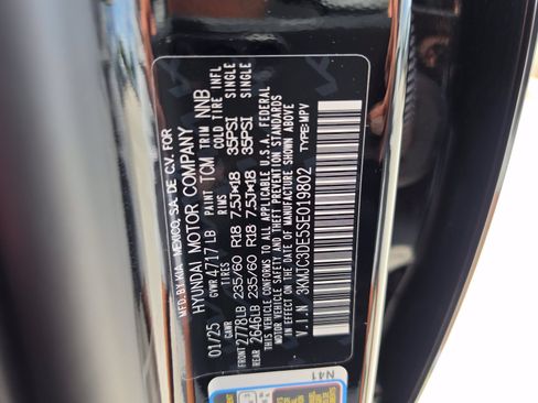 Used 2025 Hyundai Tucson SEL FWD image 42