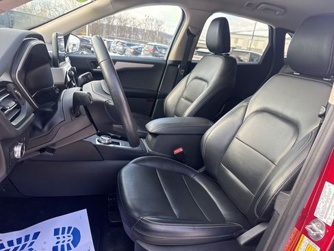 Used 2020 Ford Escape SEL image 14