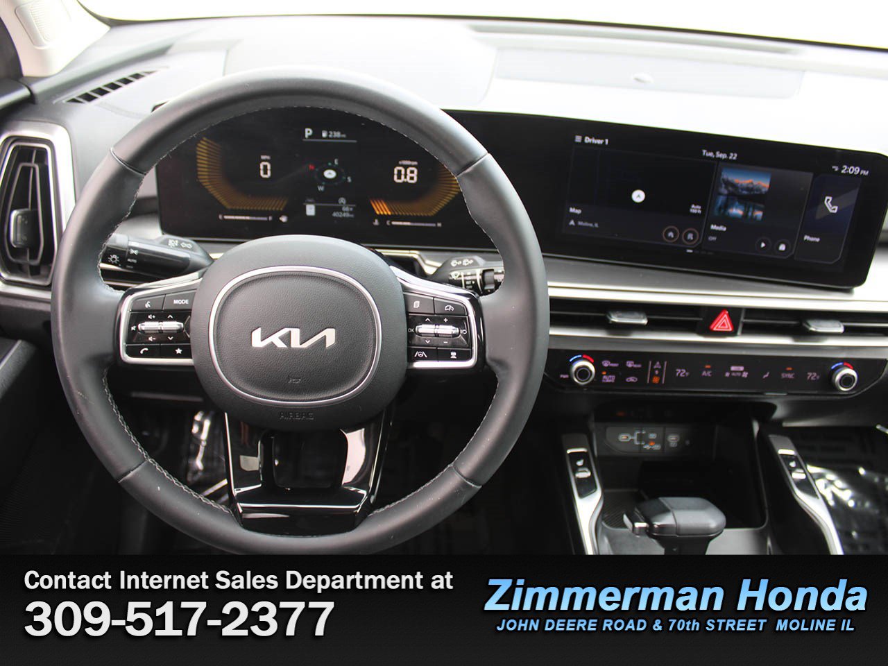 Used 2025 Kia Sorento S w/ Panoramic Sunroof Package AWD/4WD image 12