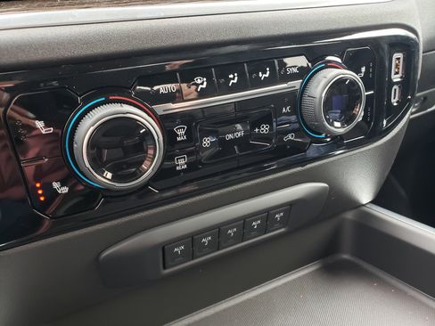 New 2026 Chevrolet Silverado 3500 LT image 26