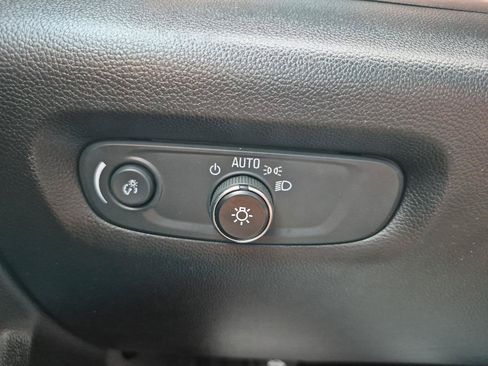 Used 2023 Chevrolet Traverse LT w/ LPO, Floor Liner Package AWD/4WD image 18
