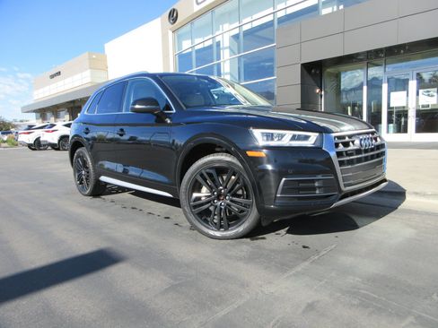 Used 2018 Audi Q5 2.0T Premium Plus w/ Premium Plus Package AWD/4WD image 14