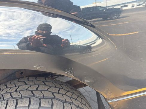 Used 2010 Ford F150 XLT image 11