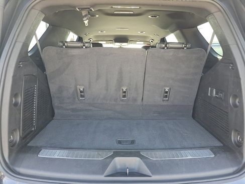 Used 2022 Chevrolet Tahoe Z71 w/ Luxury Package image 25