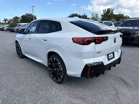 New 2026 BMW X2 M35i w/ Technology Package AWD/4WD image 3