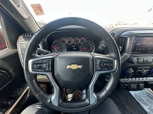Used 2020 Chevrolet Silverado 1500 LT w/ All-Star Edition image 18