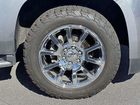 Used 2019 GMC Yukon Denali image 9