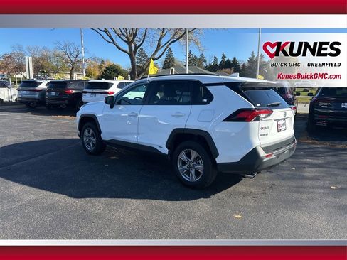 Used 2025 Toyota RAV4 LE image 6