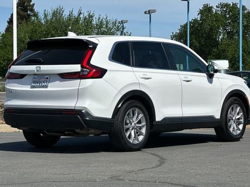 Used 2025 Honda CR-V EX-L image 4