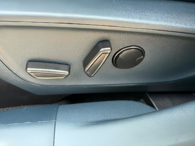 Certified 2024 Ford Maverick Lariat AWD/4WD image 23