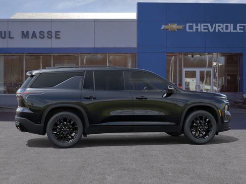 New 2026 Chevrolet Traverse LT w/ Midnight/Sport Edition image 5