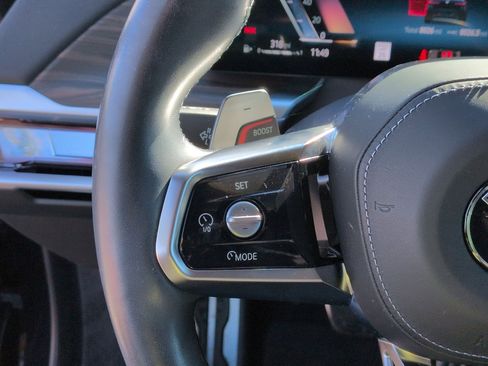 Certified 2024 BMW 760i xDrive 760i xDrive w/ Premium Package 2 image 18