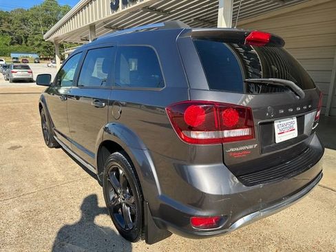 Used 2019 Dodge Journey Crossroad w/ Mopar All Weather Group image 11