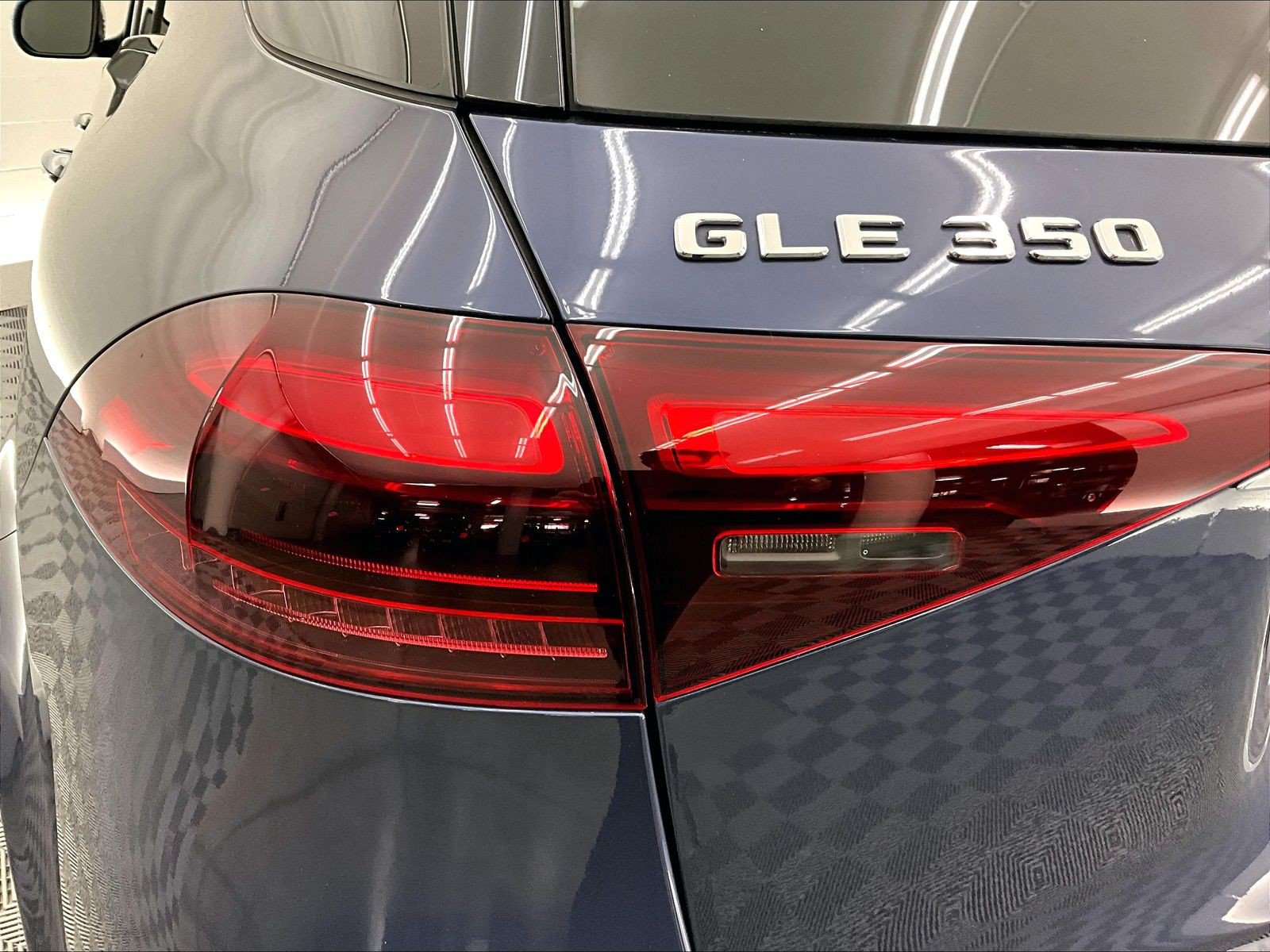 Certified 2024 Mercedes-Benz GLE 350 4MATIC image 27
