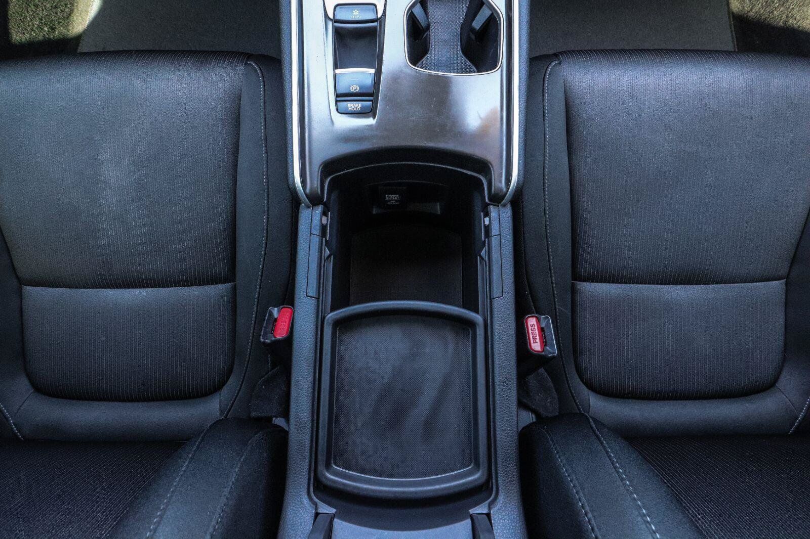 Used 2018 Honda Accord LX image 27