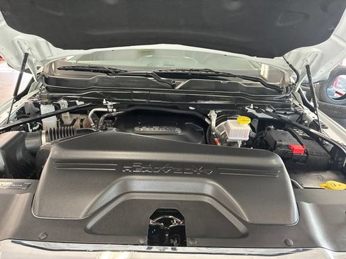 Certified 2025 RAM 2500 Big Horn AWD/4WD image 31