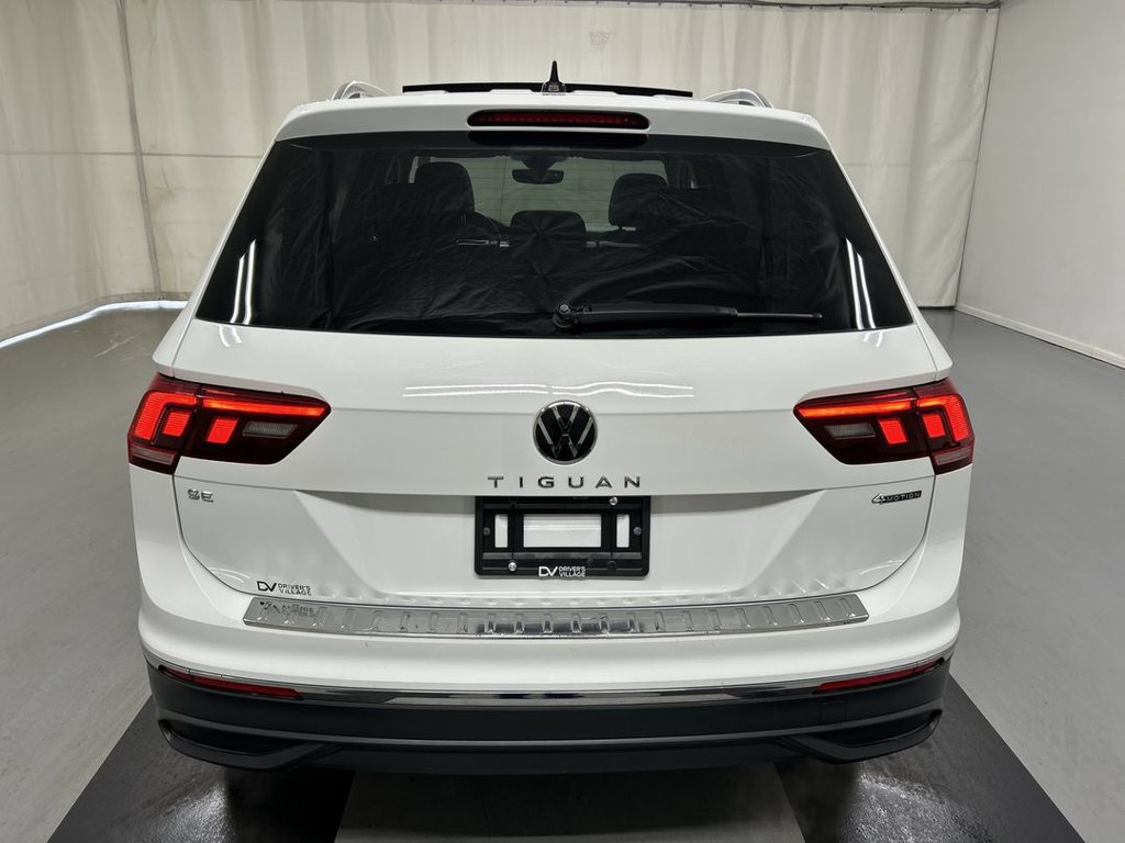 Used 2022 Volkswagen Tiguan SE w/ Panoramic Sunroof Package AWD/4WD image 21