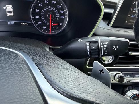 Used 2020 Genesis G70 2.0T RWD image 36