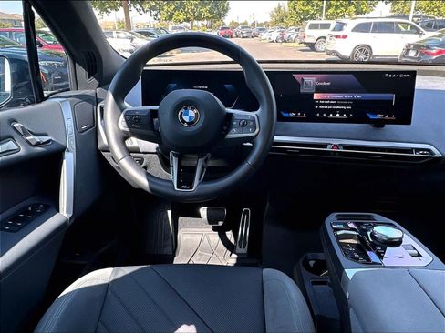 Used 2026 BMW iX xDrive60 w/ M Sport Package AWD/4WD image 11