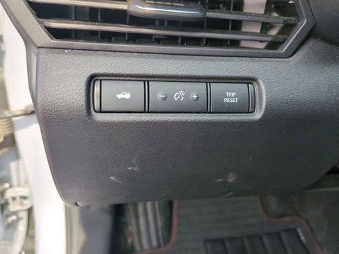 Used 2024 Nissan Altima 2.5 SR AWD/4WD image 16