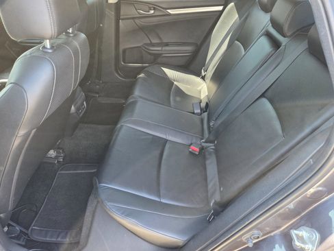 Used 2016 Honda Civic Touring image 11