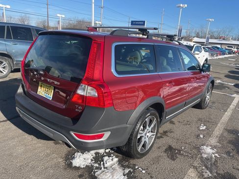 Used 2013 Volvo XC70 T6 image 3