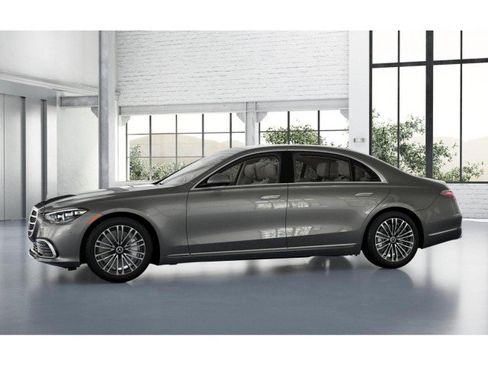 Used 2023 Mercedes-Benz S 580 4MATIC Sedan image 35