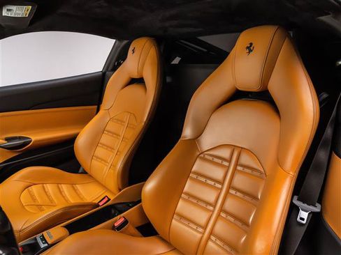 Used 2016 Ferrari 488 GTB RWD image 16