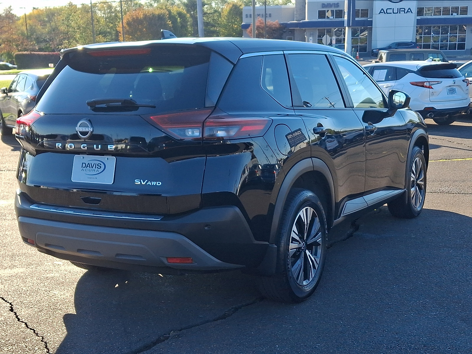 Used 2023 Nissan Rogue SV AWD/4WD image 4