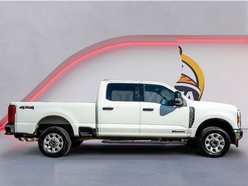 Used 2024 Ford F250 XLT image 4