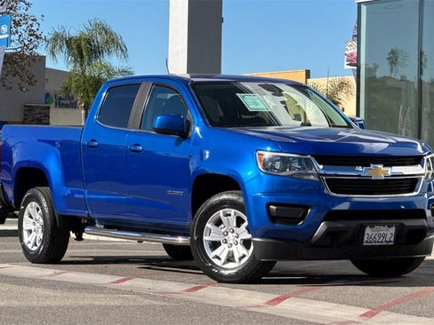 Used 2018 Chevrolet Colorado LT image 2