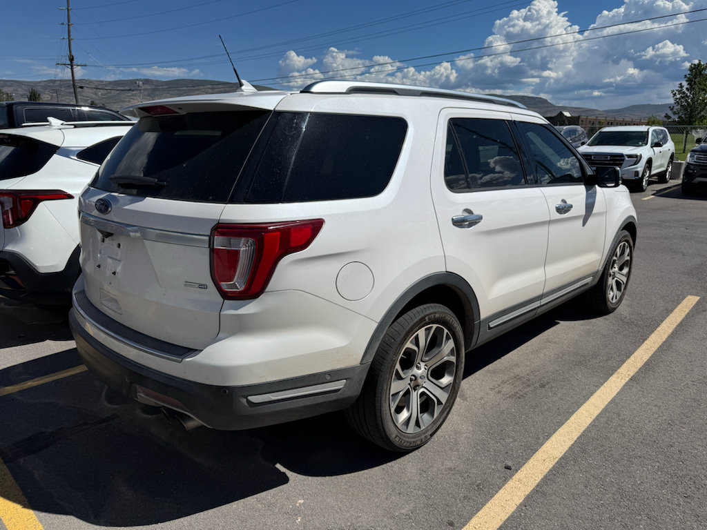 Used 2019 Ford Explorer Platinum AWD/4WD image 5