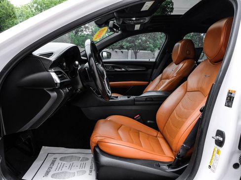 Used 2018 Cadillac CT6 Premium Luxury RWD image 4