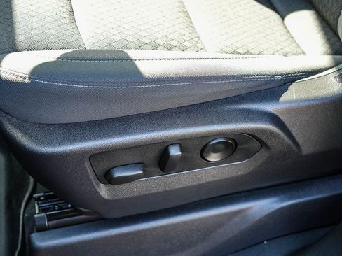 Used 2024 Chevrolet Silverado 1500 Custom Trail Boss w/ LPO, Dark Essentials Package AWD/4WD image 21