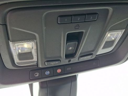 Used 2023 Chevrolet Silverado 3500 High Country image 17