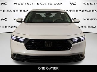 Used 2023 Honda Accord Touring video 2