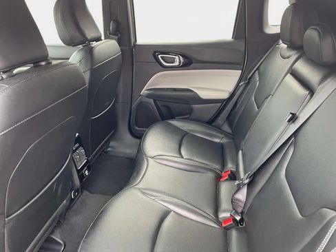 Used 2025 Jeep Compass Limited AWD/4WD image 15