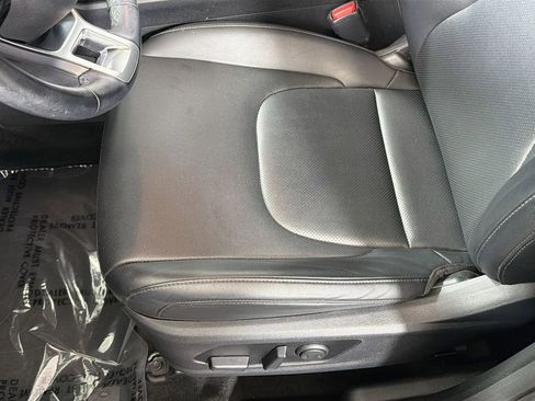 Used 2023 Kia Sportage EX FWD image 21