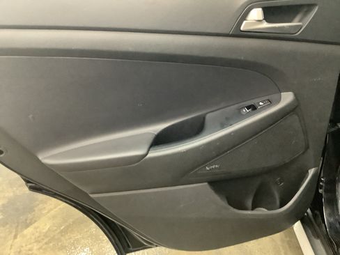 Used 2019 Hyundai Tucson Ultimate w/ Cargo Package AWD/4WD image 21