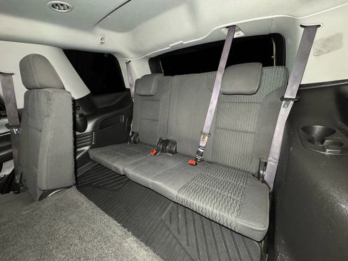 Used 2016 GMC Yukon SLE w/ HD Trailering Package image 26