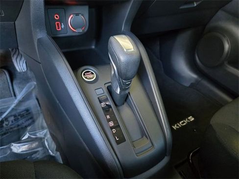 Used 2025 Nissan Kicks Play S image 14