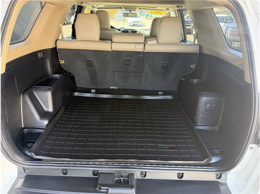 Used 2012 Toyota 4Runner Limited AWD/4WD image 13