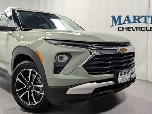 New 2026 Chevrolet TrailBlazer LT w/ LT Cold Weather Package FWD image 1