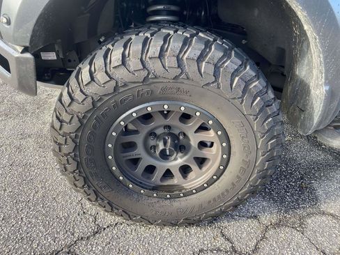 Used 2019 Ford F150 Raptor w/ Equipment Group 802A Luxury AWD/4WD image 4