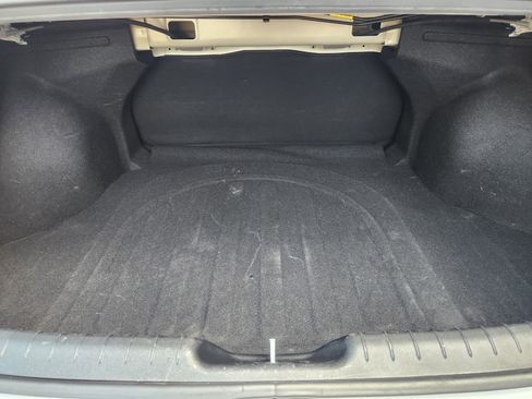 Used 2024 Hyundai Elantra SEL FWD image 34