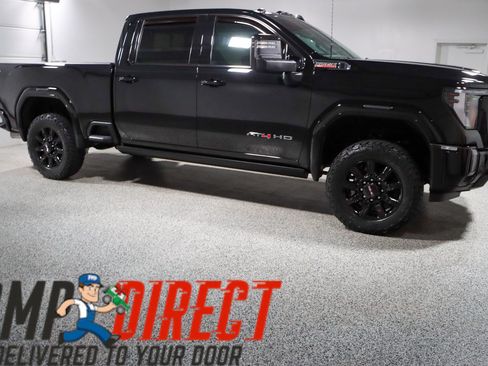 Used 2024 GMC Sierra 2500 AT4 w/ AT4 Premium Plus Package AWD/4WD image 6