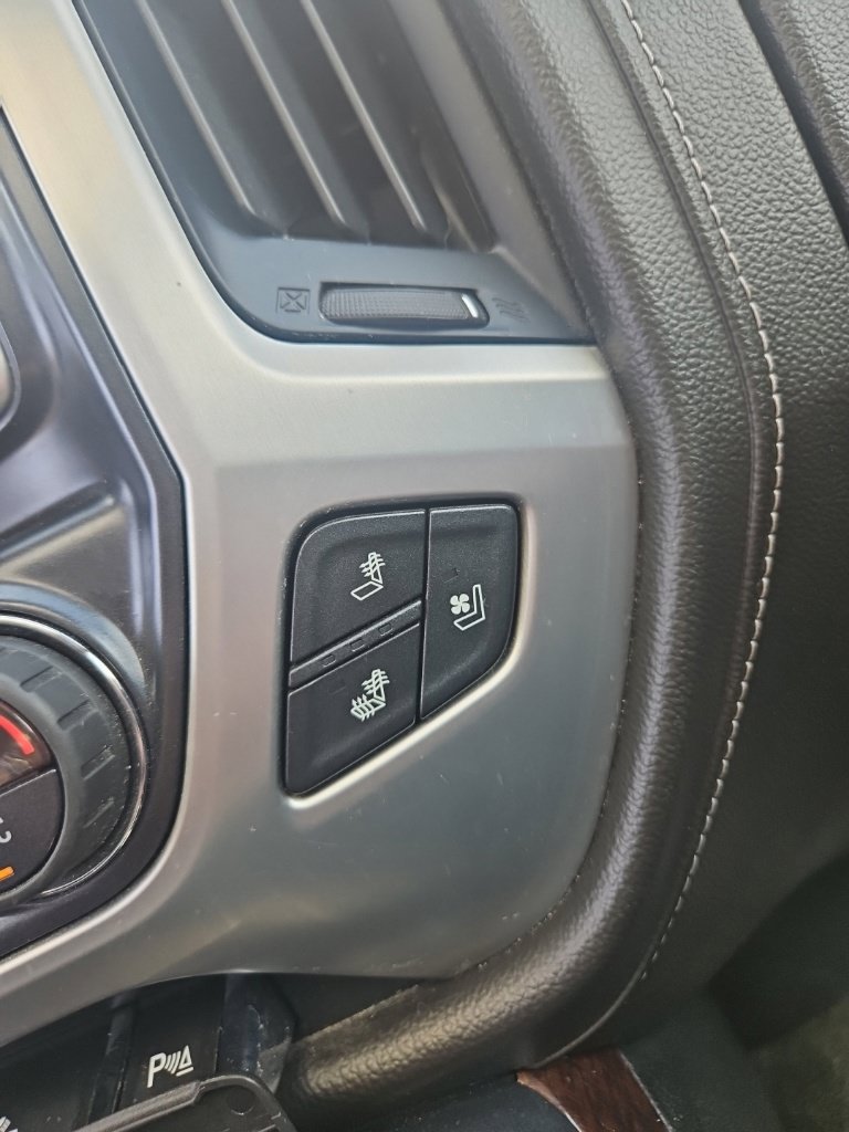 Used 2017 GMC Sierra 1500 SLT w/ SLT Premium Package AWD/4WD image 17