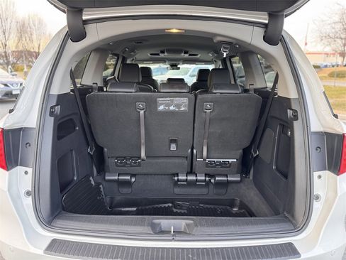 Certified 2024 Honda Odyssey Touring image 14
